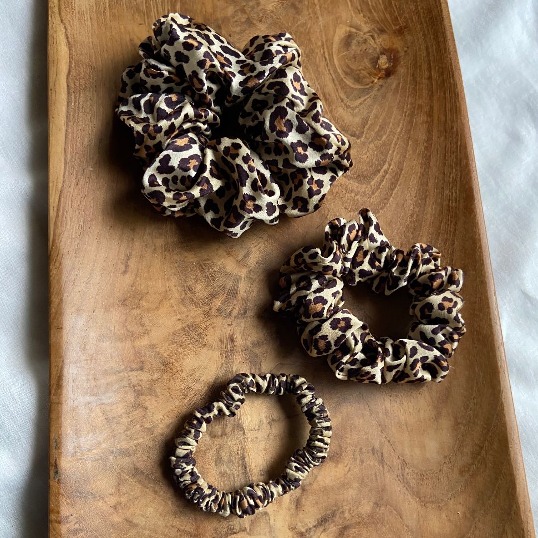 Set scrunchies