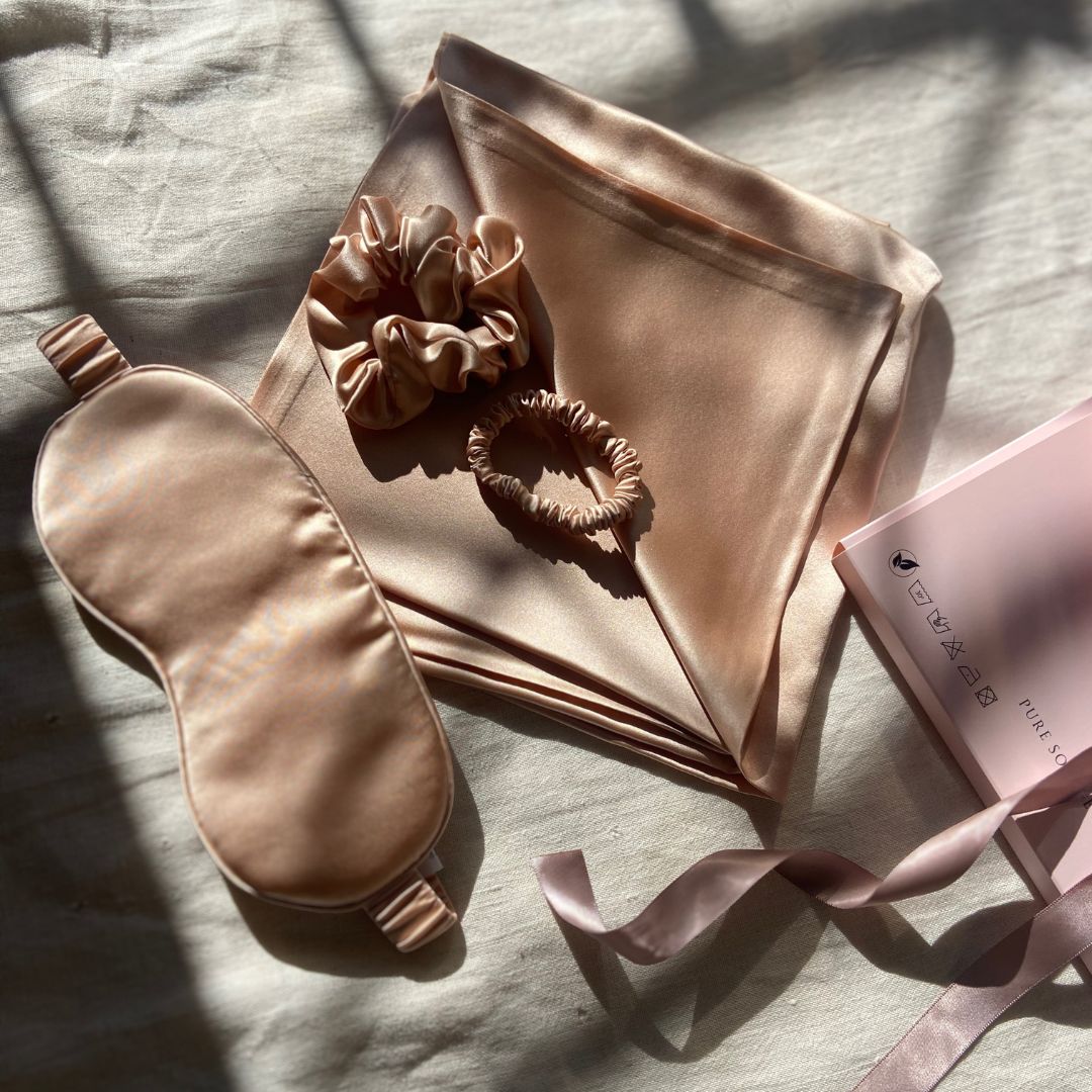 Coffret en soie pour les femmes qui prennent soin d'elles