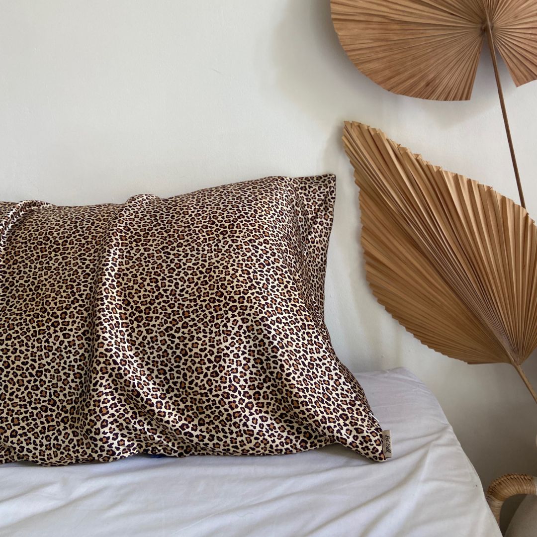 Taie d'oreiller en pure soie coloris leopard