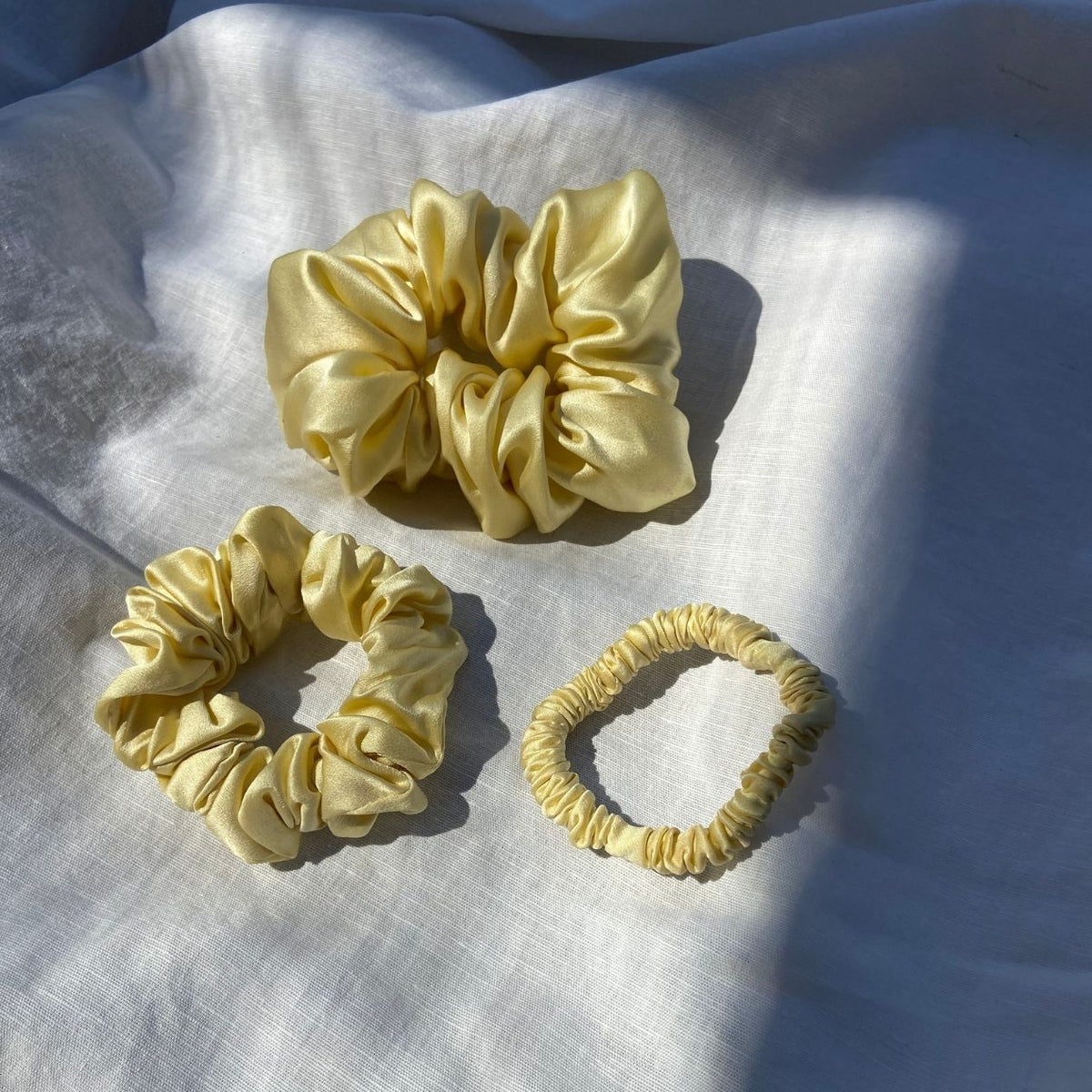 Set scrunchies