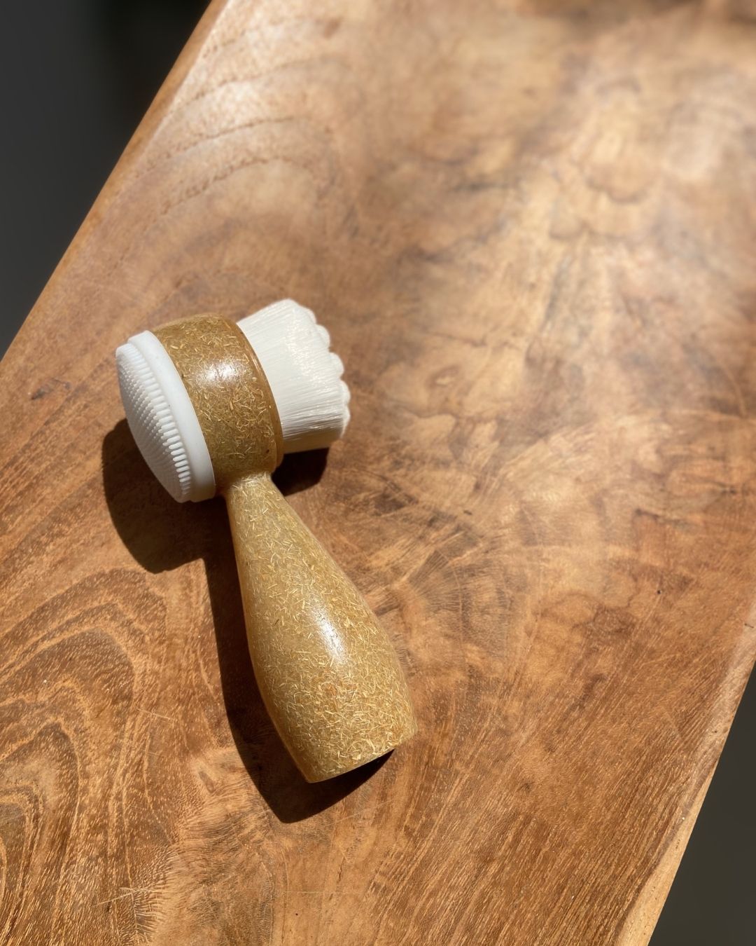 Brosse visage double face